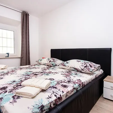 Lägenhet Apartman Klara